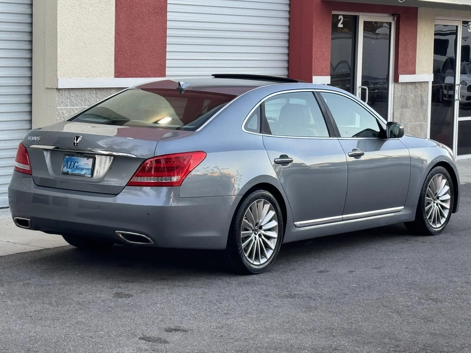 2015 Hyundai Equus - Image 27 of 31