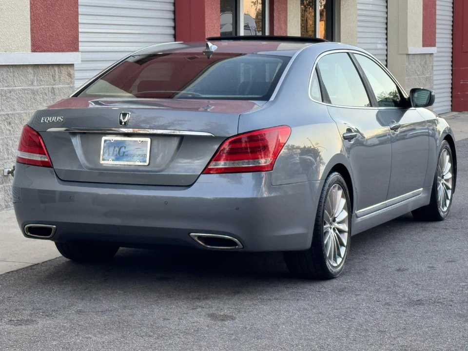 2015 Hyundai Equus - Image 28 of 31