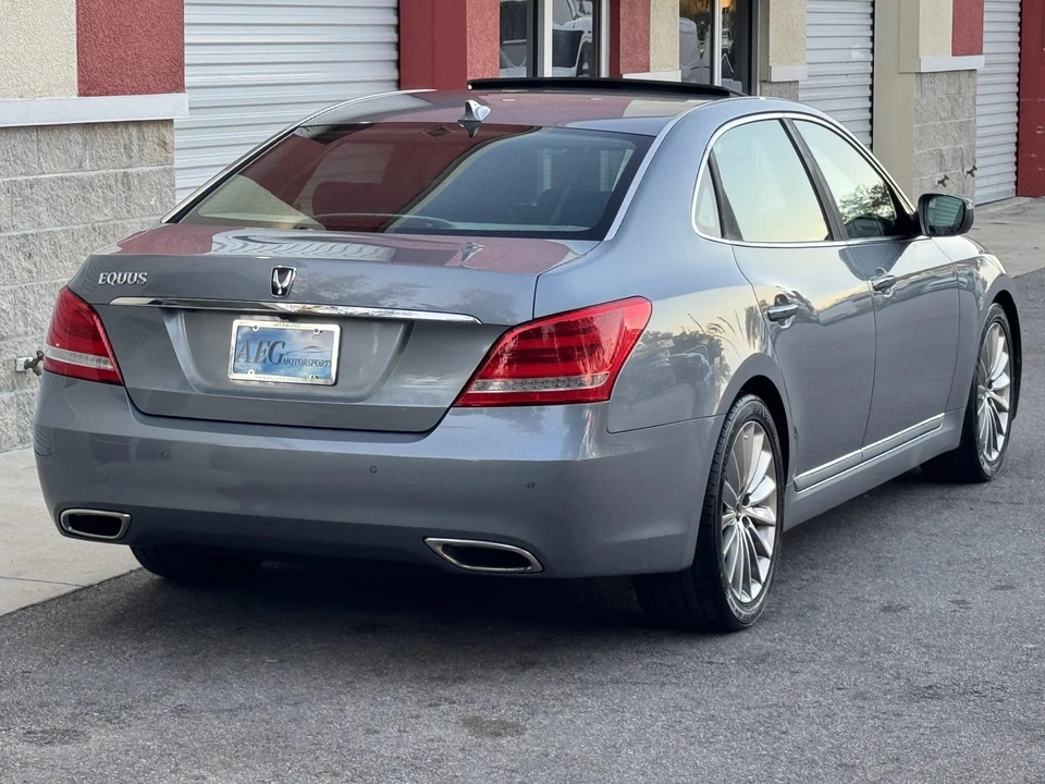 2015 Hyundai Equus - Image 29 of 31