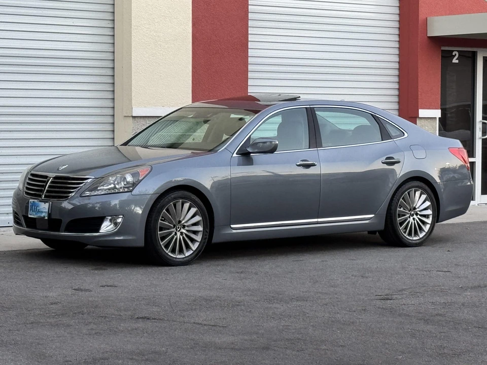 2015 Hyundai Equus - Image 2 of 31