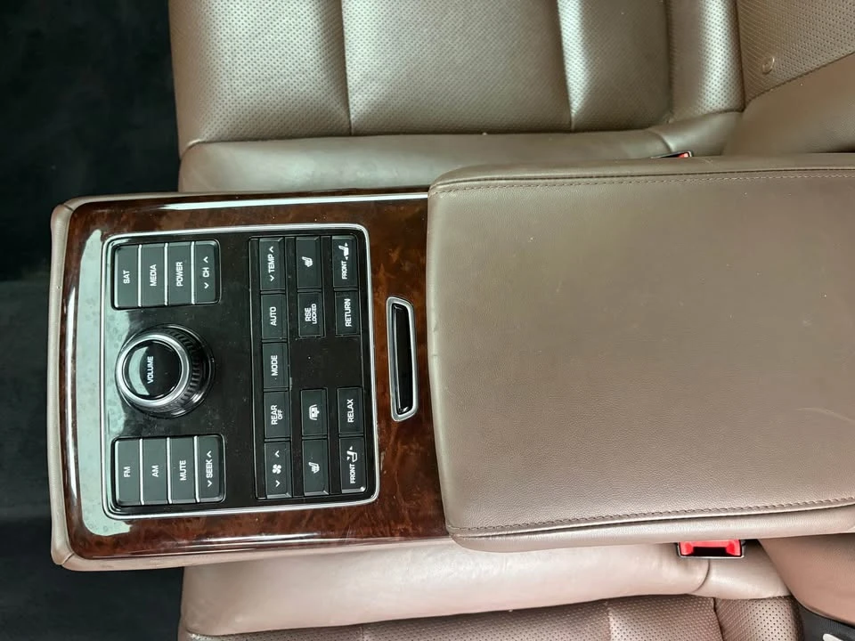 2015 Hyundai Equus - Image 11 of 13