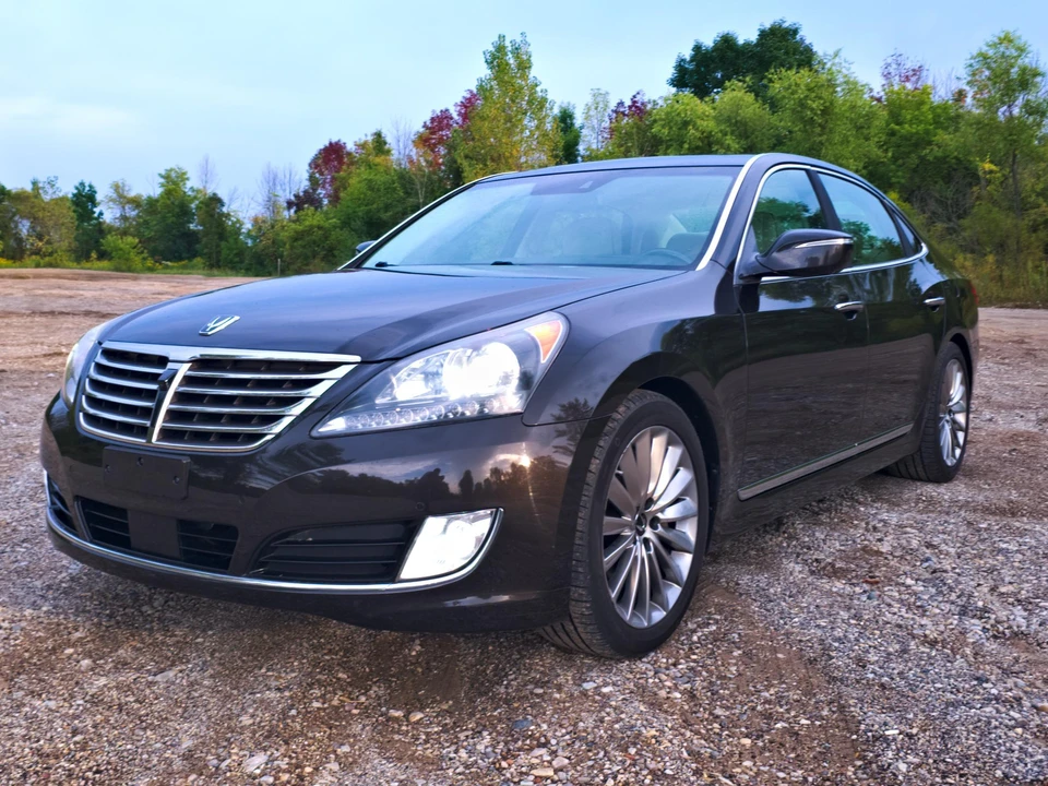 2015 Hyundai Equus - Image 11 of 31