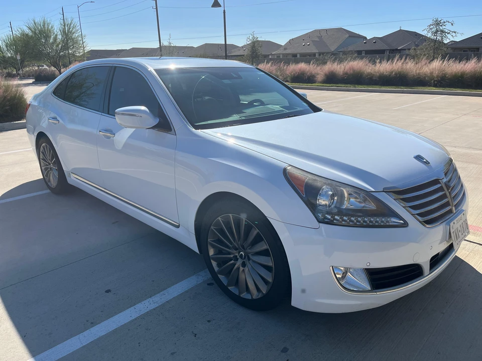 2015 Hyundai Equus - Image 13 of 31