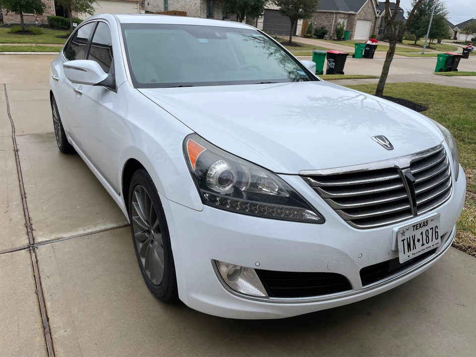 2015 Hyundai Equus - Image 14 of 31