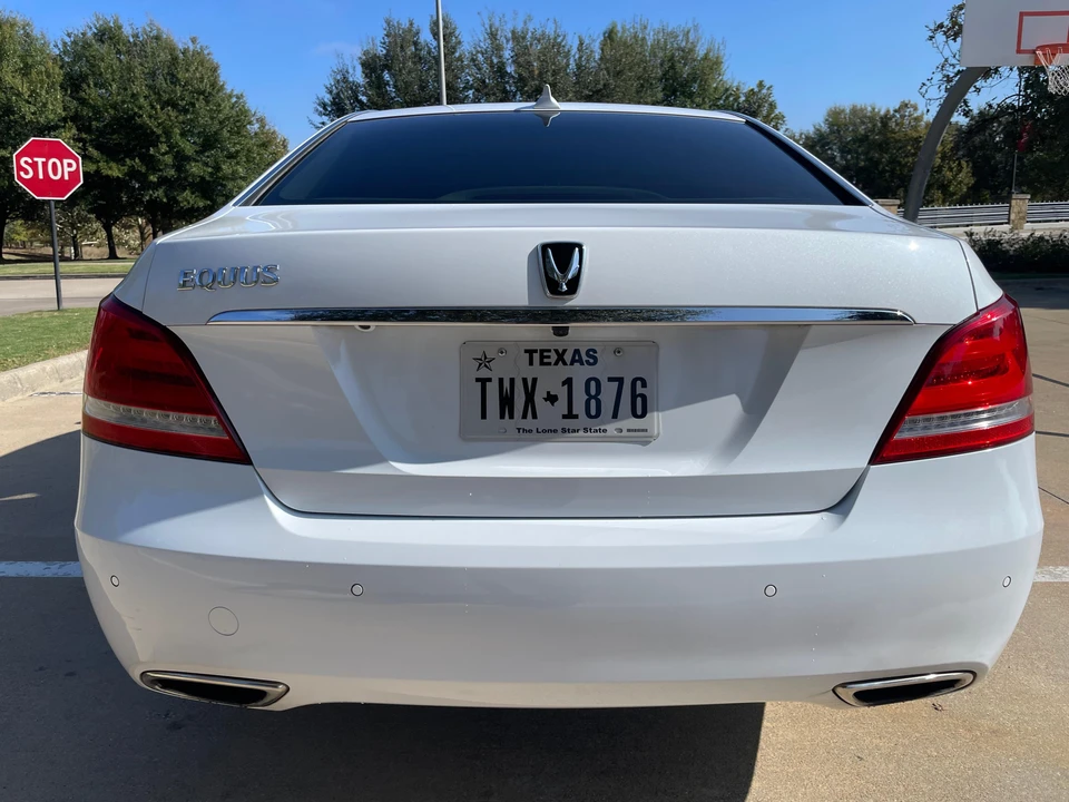 2015 Hyundai Equus - Image 27 of 31