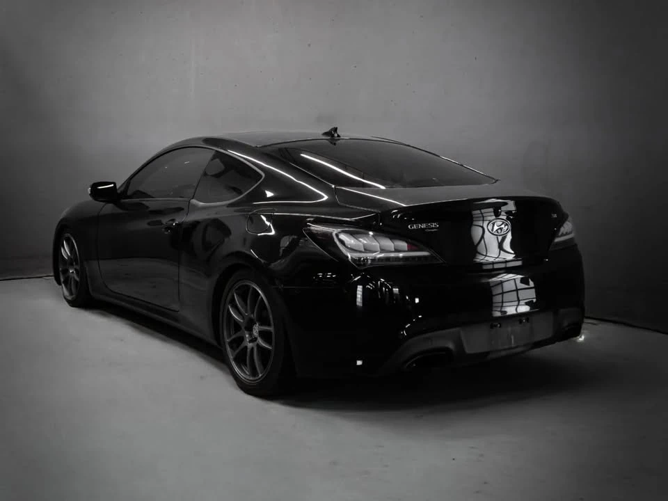 2015 Hyundai Genesis - Image 6 of 20