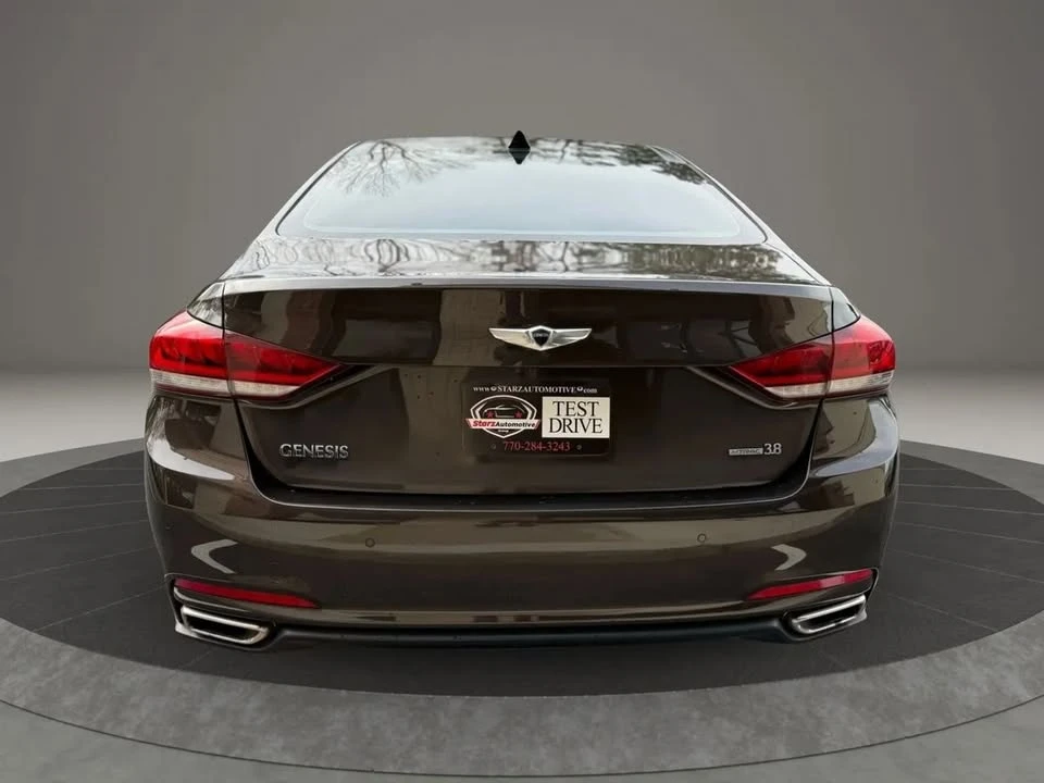2015 Hyundai Genesis - Image 4 of 10