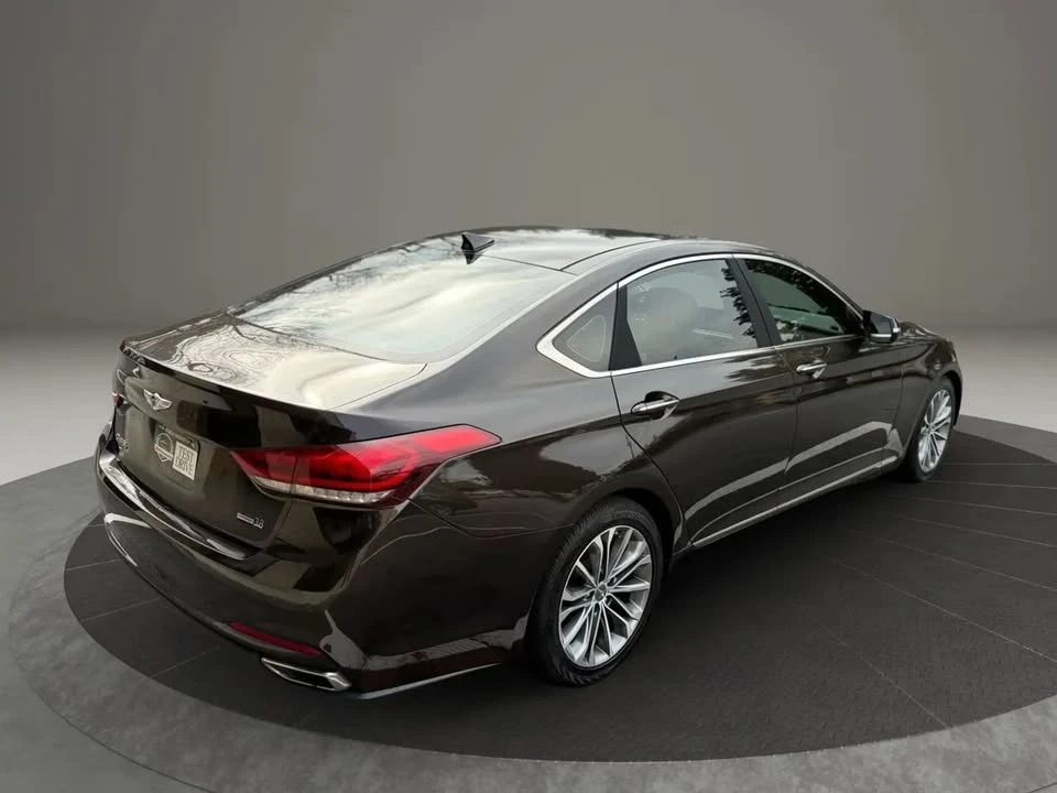 2015 Hyundai Genesis - Image 7 of 10