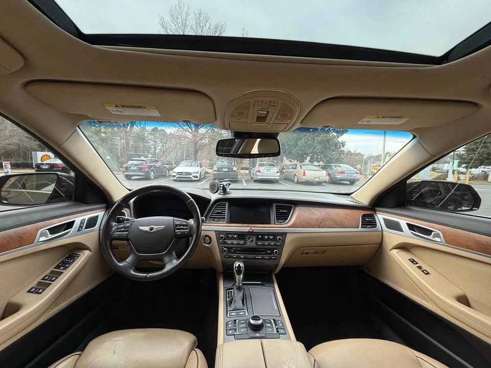 2015 Hyundai Genesis - Image 10 of 10