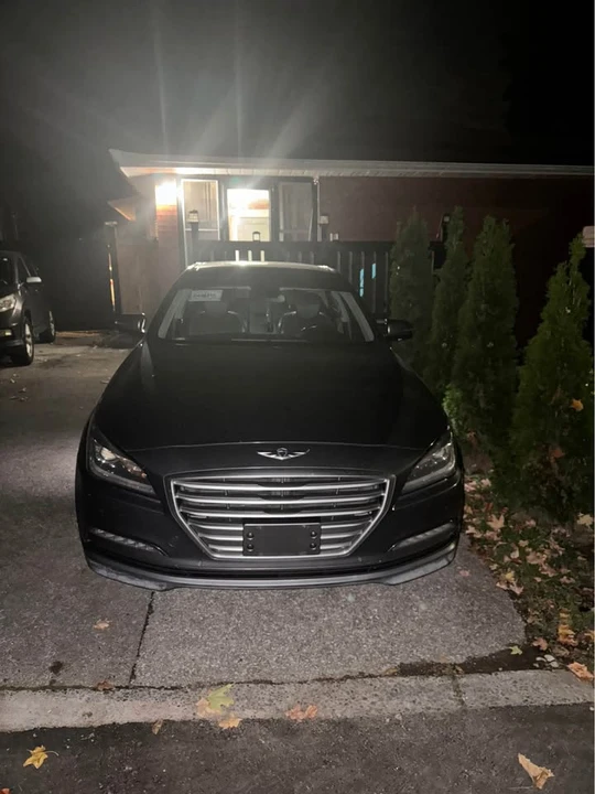 2015 Hyundai Genesis - Image 3 of 4