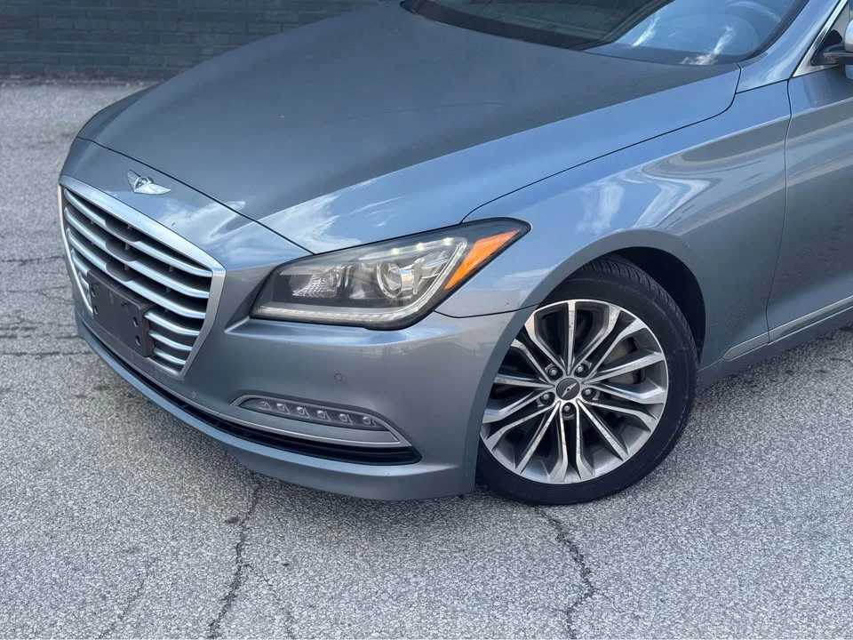 2015 Hyundai Genesis - Image 2 of 9