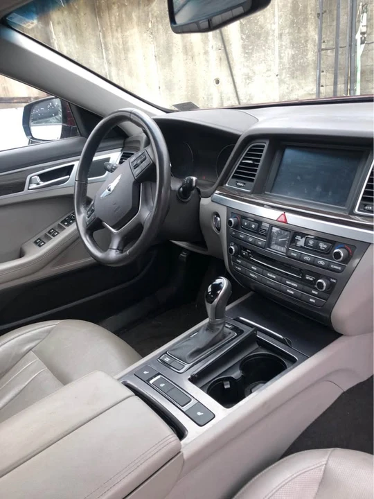2015 Hyundai Genesis - Image 3 of 9