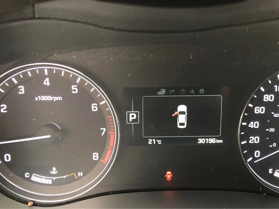 2015 Hyundai Genesis - Image 4 of 4