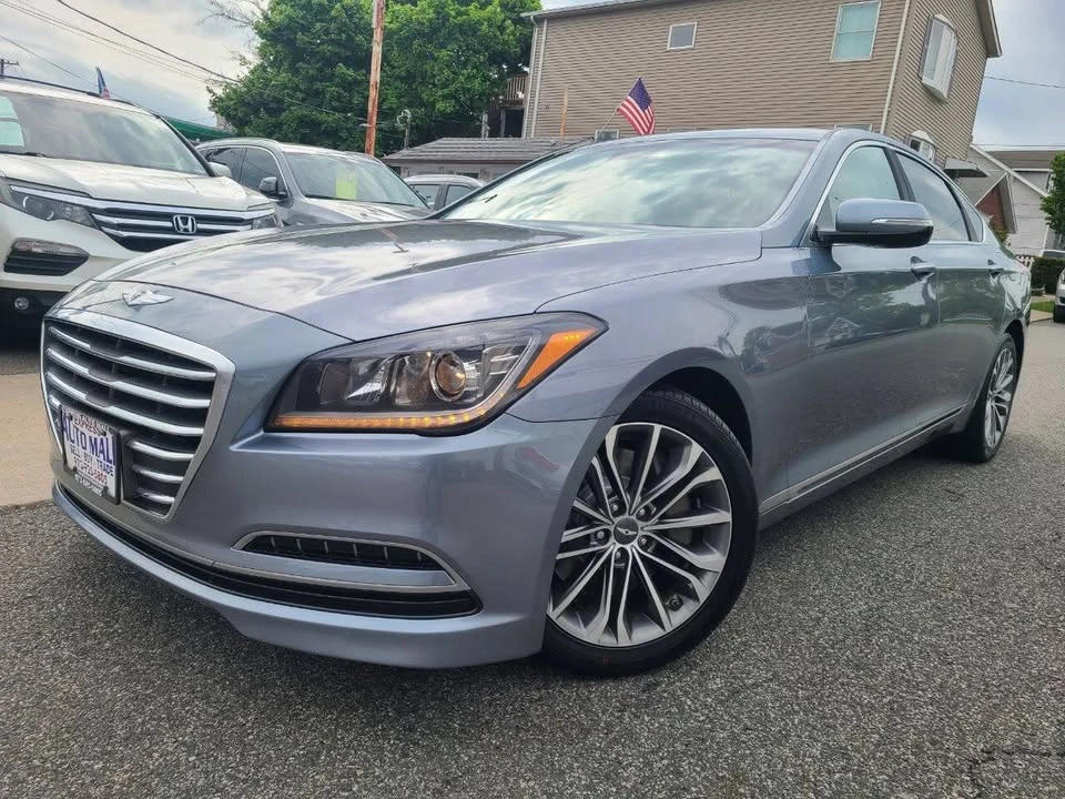 2015 Hyundai Genesis - Image 9 of 20