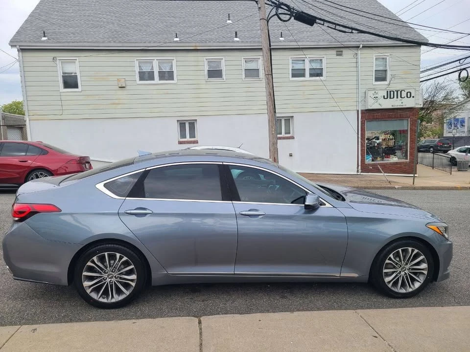 2015 Hyundai Genesis - Image 8 of 20