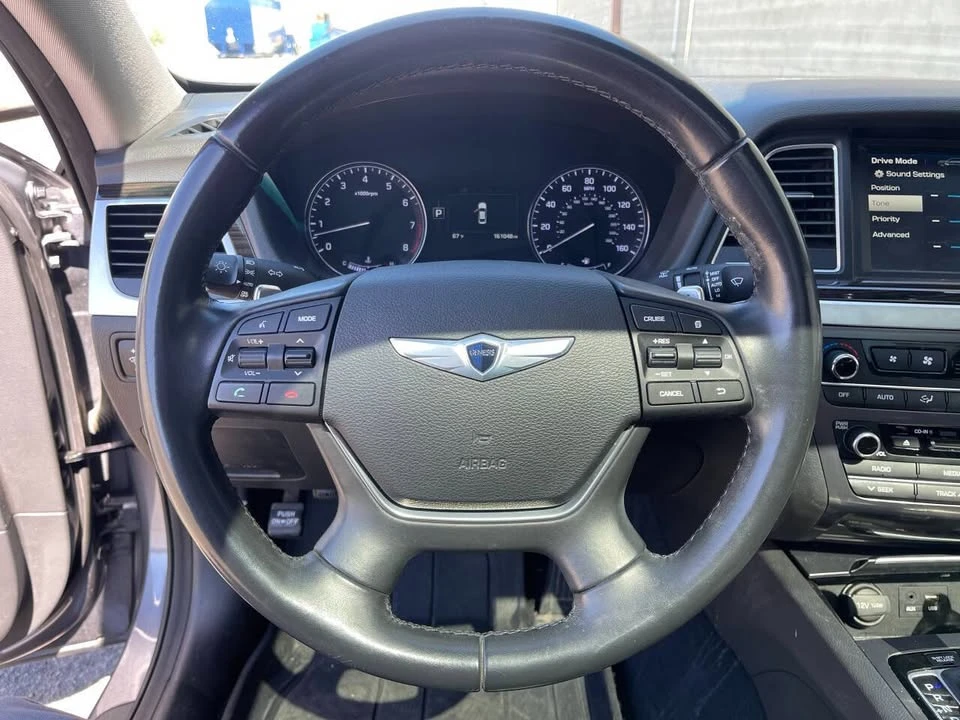 2015 Hyundai Genesis - Image 16 of 18