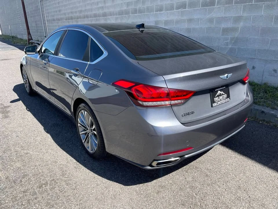 2015 Hyundai Genesis - Image 4 of 18