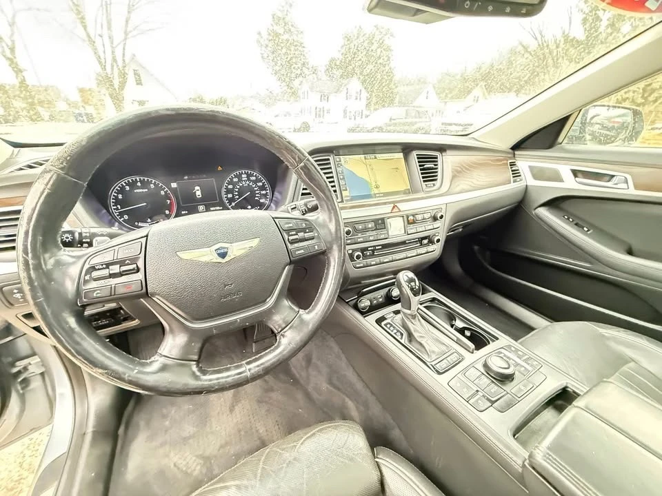 2015 Hyundai Genesis - Image 6 of 11