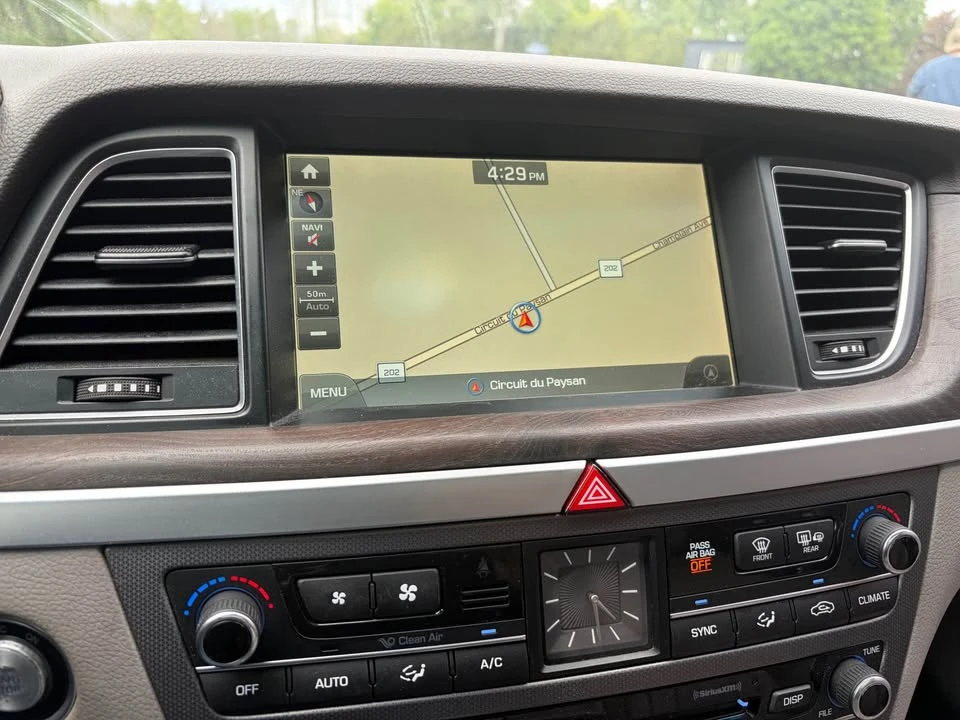 2015 Hyundai Genesis - Image 6 of 8