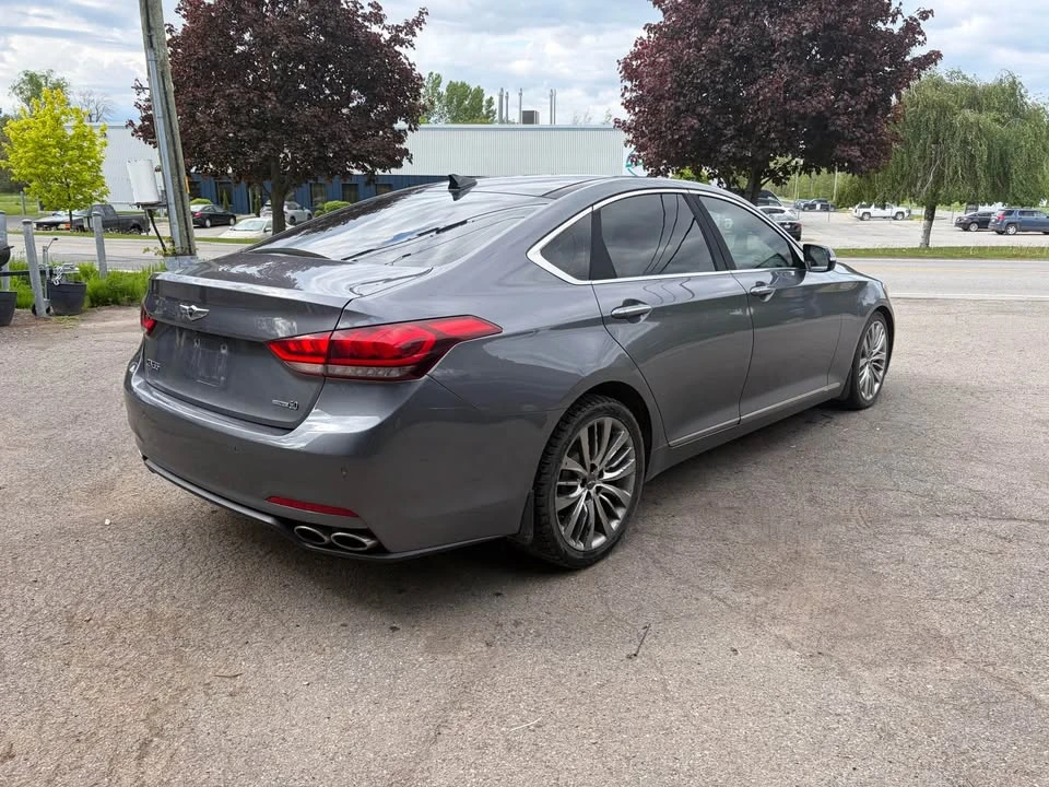 2015 Hyundai Genesis - Image 4 of 8