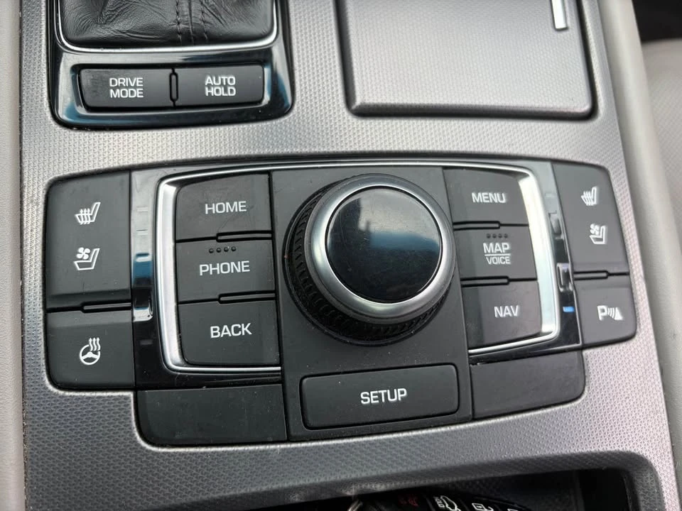 2015 Hyundai Genesis - Image 8 of 8