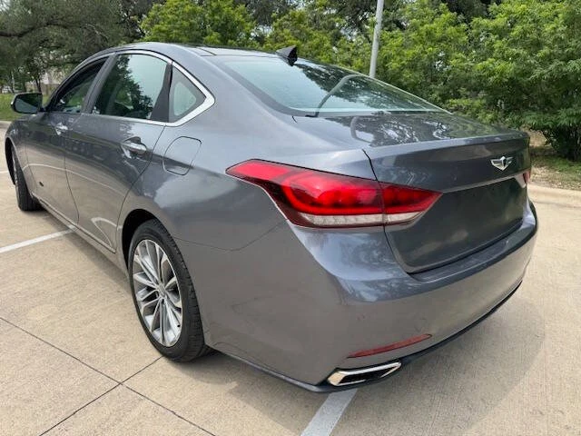 2015 Hyundai Genesis - Image 19 of 20
