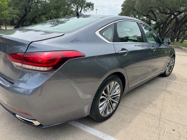 2015 Hyundai Genesis - Image 14 of 20