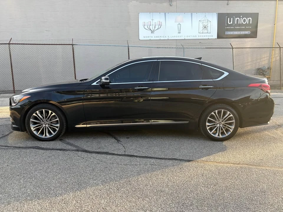 2015 Hyundai Genesis - Image 7 of 18