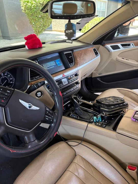 2015 Hyundai Genesis - Image 5 of 6