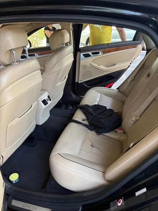 2015 Hyundai Genesis - Image 6 of 6