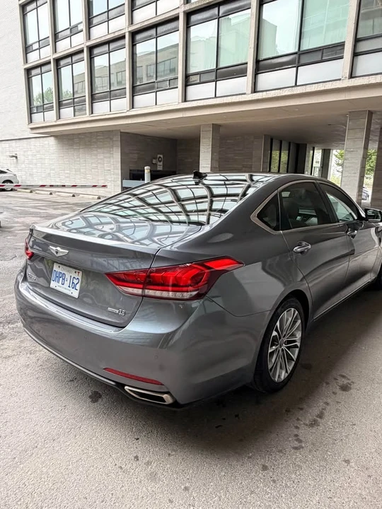 2015 Hyundai Genesis - Image 5 of 14