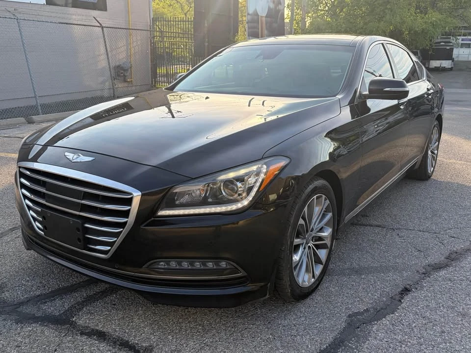 2015 Hyundai Genesis - Image 8 of 18
