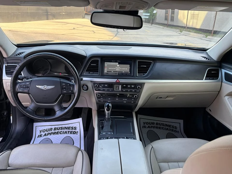 2015 Hyundai Genesis - Image 16 of 18