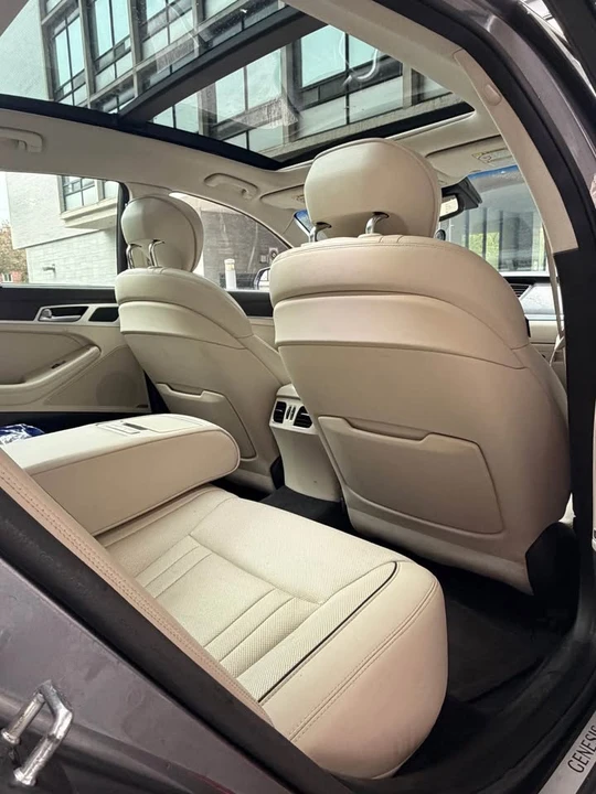 2015 Hyundai Genesis - Image 6 of 14