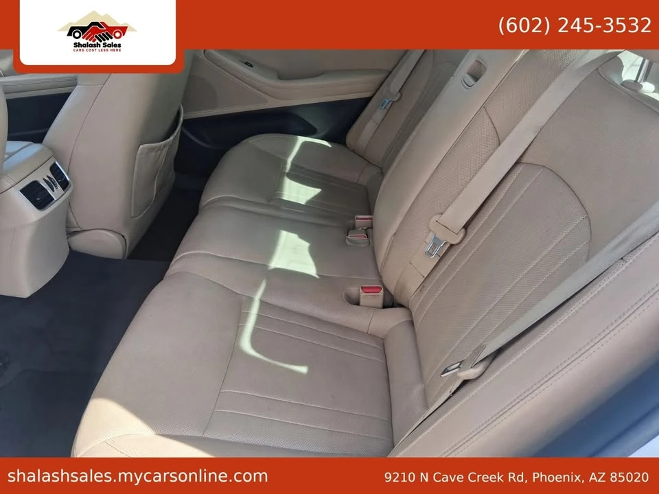 2015 Hyundai Genesis - Image 16 of 20