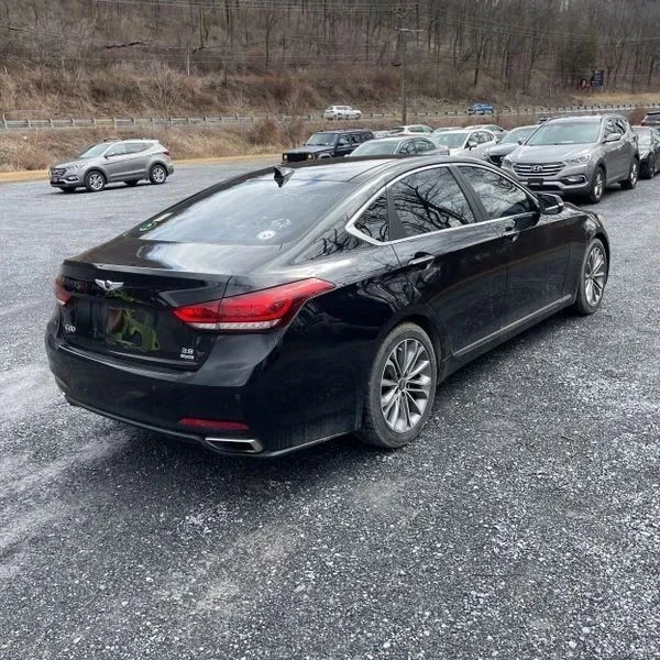2015 Hyundai Genesis - Image 8 of 12