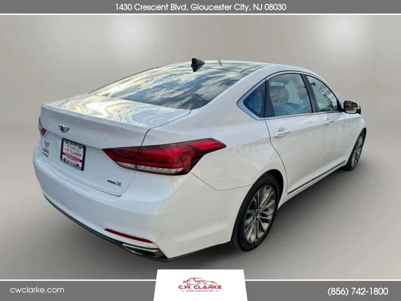 2015 Hyundai Genesis - Image 5 of 12