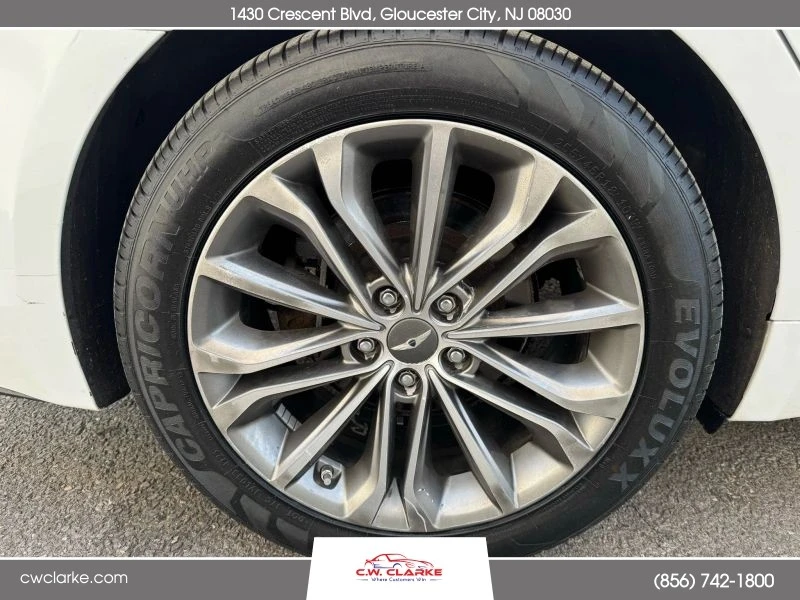 2015 Hyundai Genesis - Image 10 of 12
