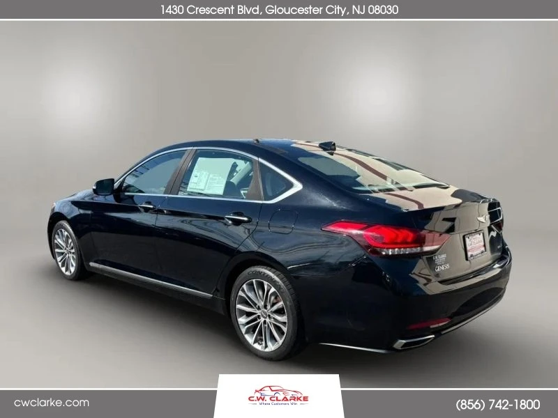 2015 Hyundai Genesis - Image 8 of 12