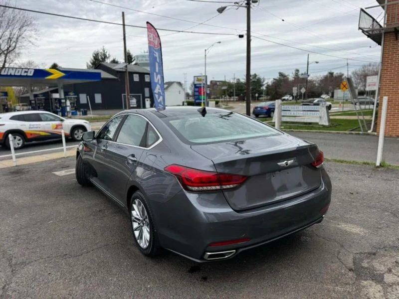 2015 Hyundai Genesis - Image 10 of 12