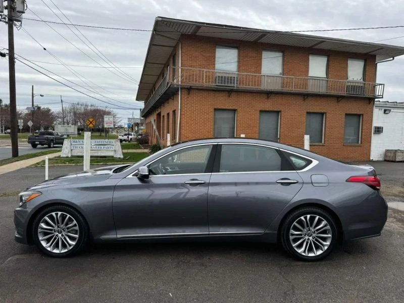 2015 Hyundai Genesis - Image 9 of 12