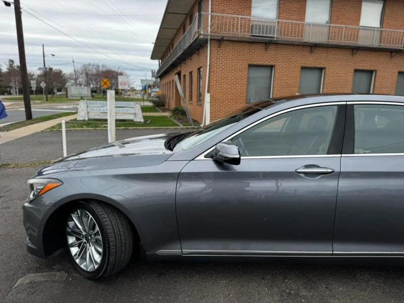 2015 Hyundai Genesis - Image 6 of 12