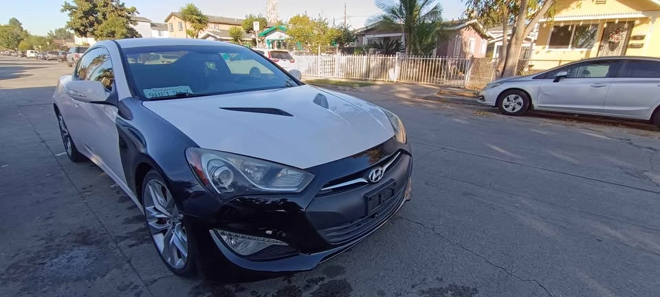 2015 Hyundai Genesis Coupe - Image 4 of 6
