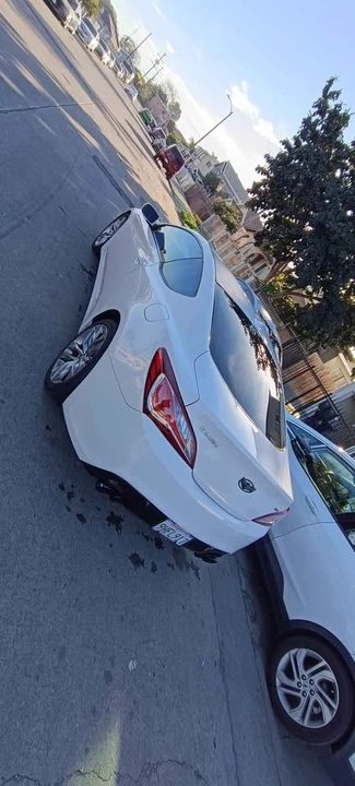 2015 Hyundai Genesis Coupe - Image 3 of 6