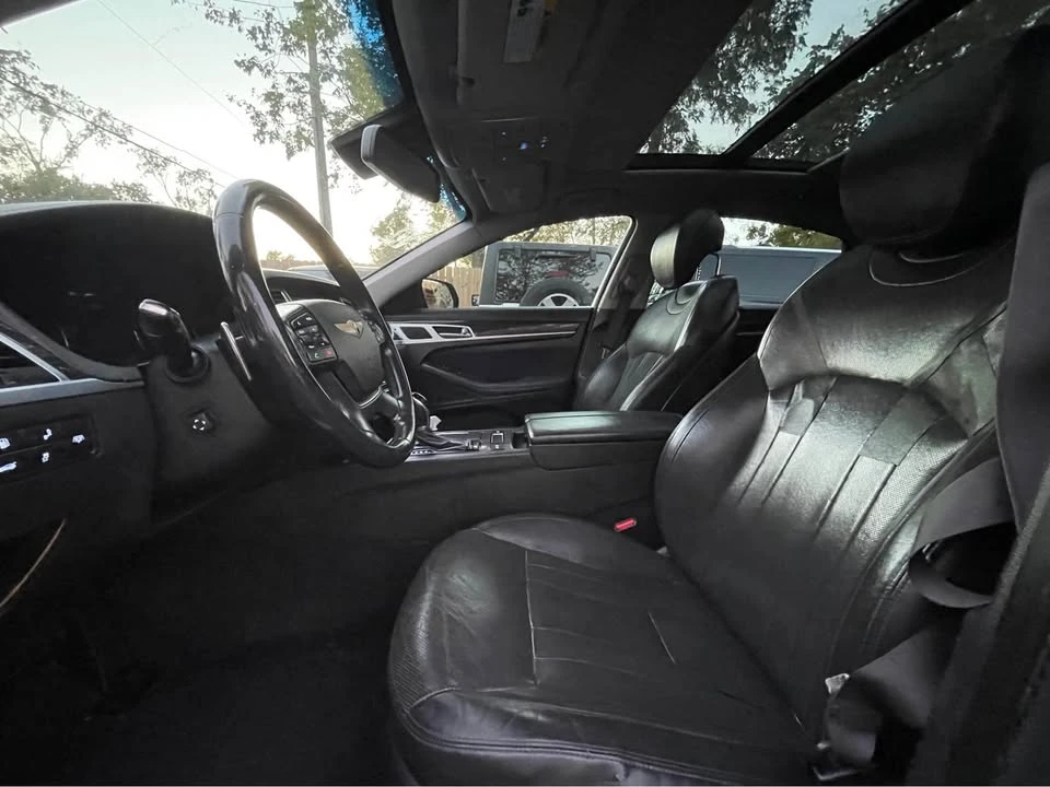2015 Hyundai Genesis - Image 4 of 7