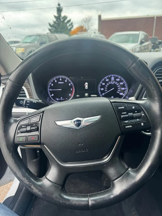 2015 Hyundai Genesis - Image 13 of 13
