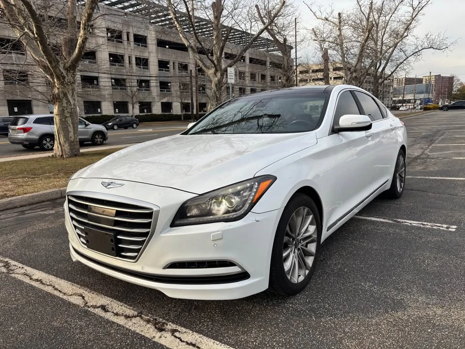 2015 Hyundai Genesis - Image 2 of 13