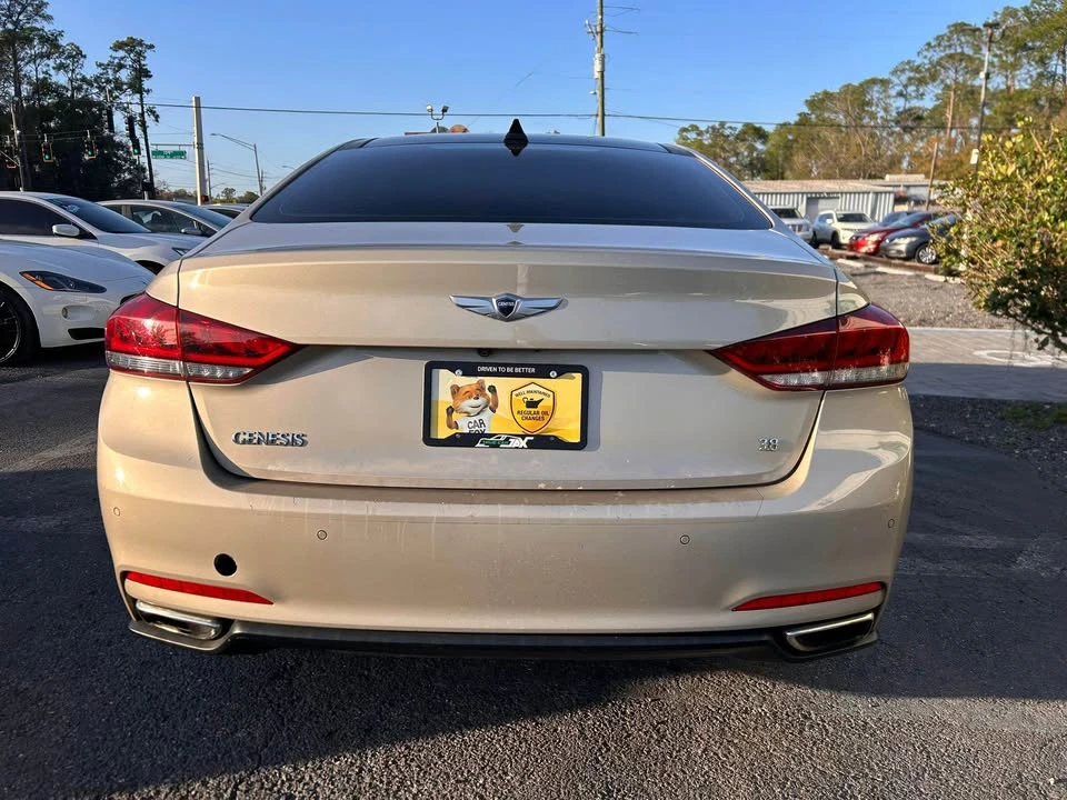 2015 Hyundai Genesis - Image 5 of 20