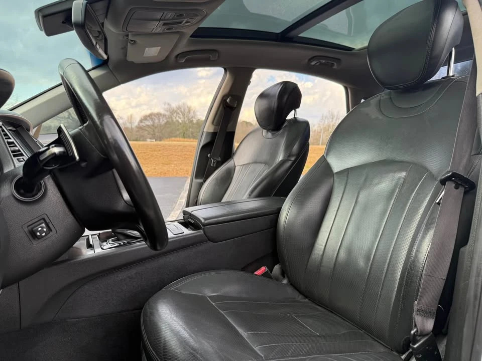2015 Hyundai Genesis - Image 10 of 20