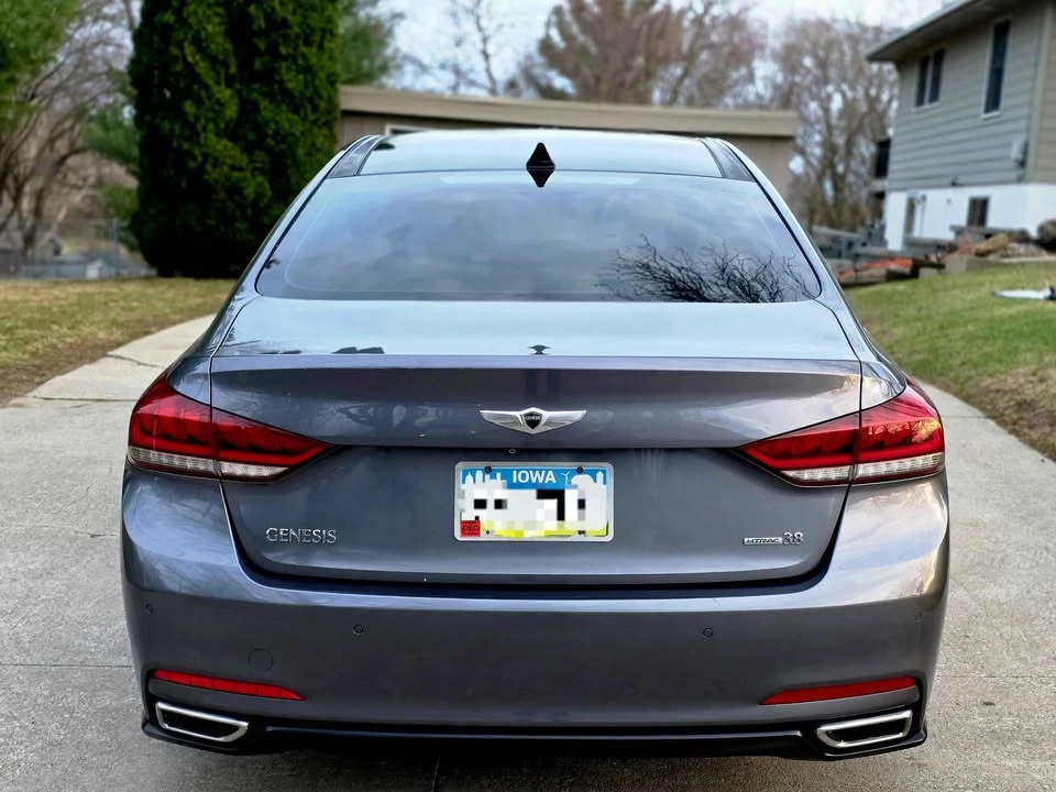 2015 Hyundai Genesis - Image 4 of 20